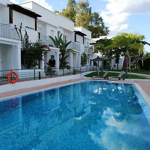 Thegood Brillante Piscina Y Parking Incluido , Córdoba Spanje
